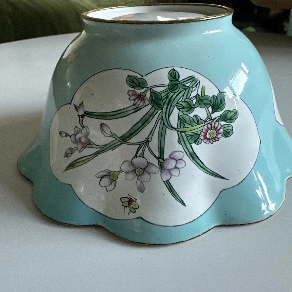 Antique Chinese Cloisonne Canton Enamel Bowl Famille Rose Scalloped